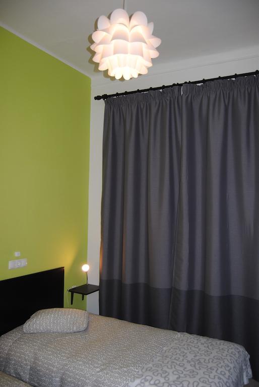 Pensao Beira Minho Hotel Lisbon Ruang foto
