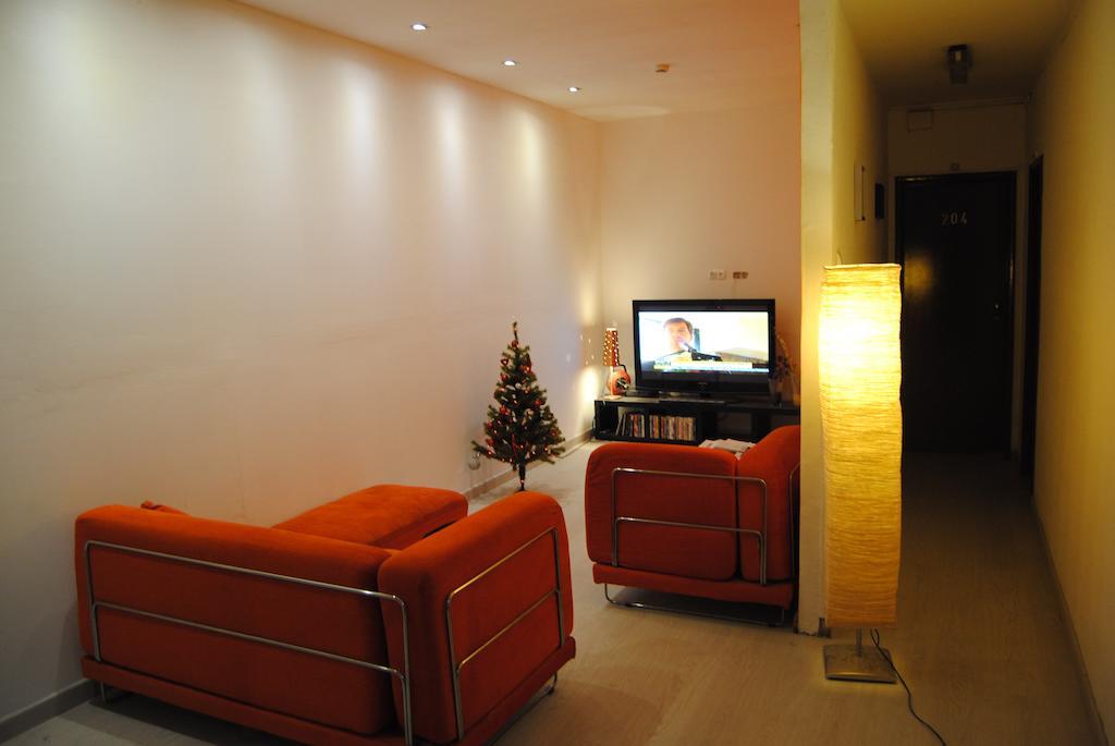 Pensao Beira Minho Hotel Lisbon Bagian luar foto